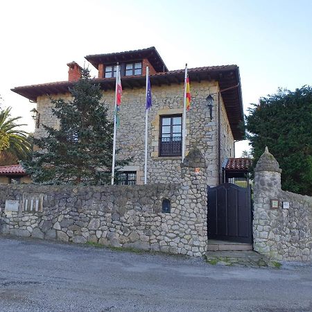 Posada San Tirso Toñanes Eksteriør bilde