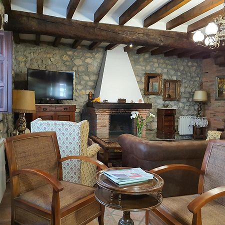 Posada San Tirso Toñanes Eksteriør bilde