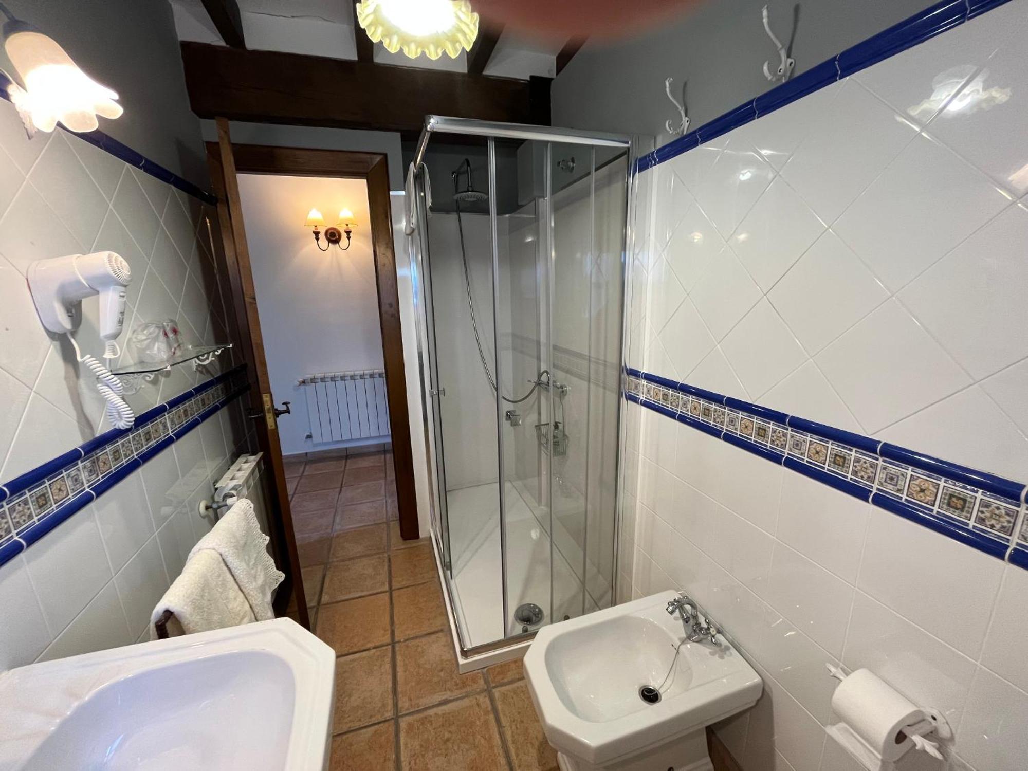 Posada San Tirso Toñanes Eksteriør bilde